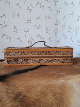TOOLED LEATHER BRACELET JEWELRY CASE 3