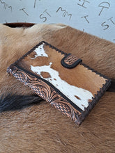 LARGE COWHIDE WALLET 2