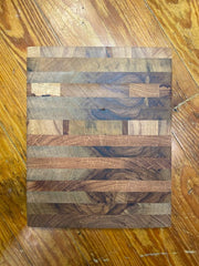 Small CLASSIC CUTTING BOARD 3