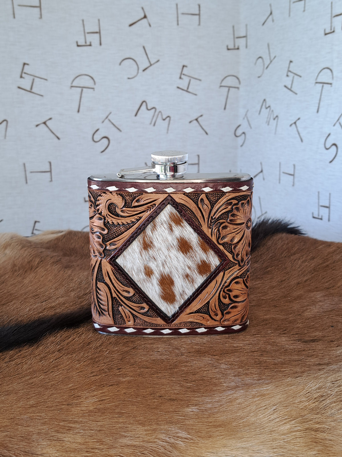 16 oz Flask- Tooled Leather with Diamond Cowhide 2