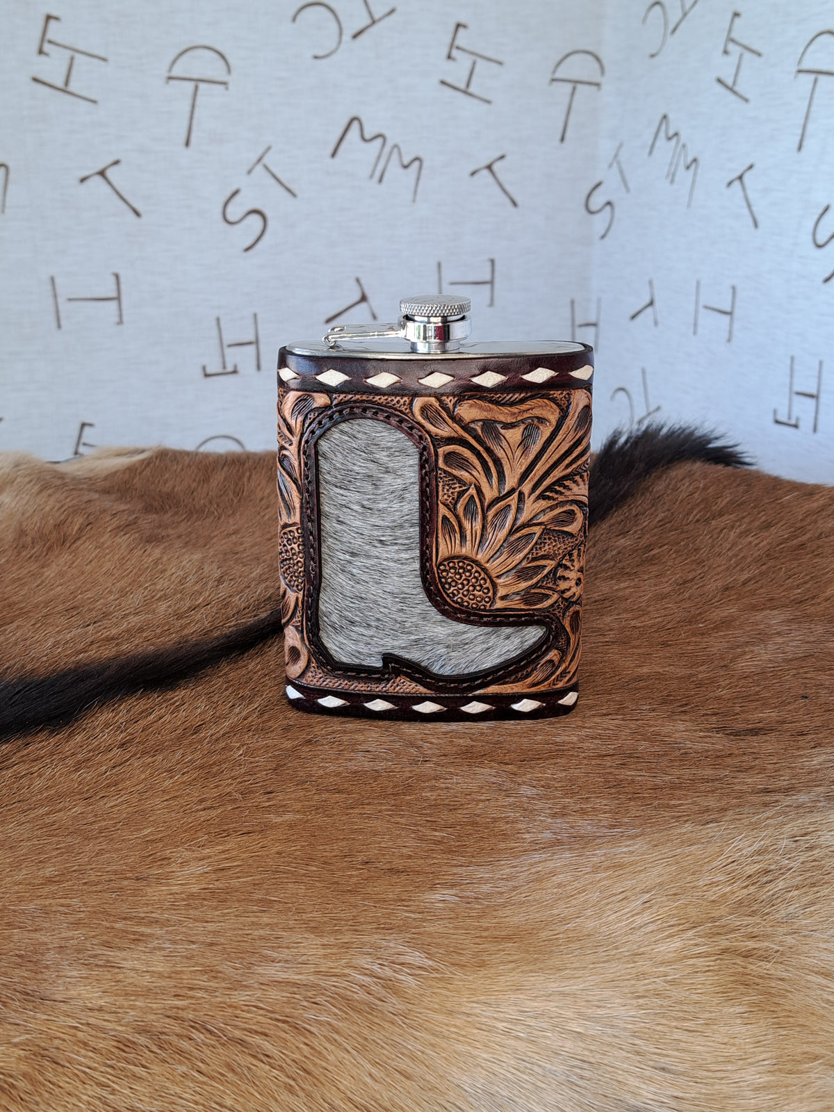 8 oz Flask- Cowhide Flask 4