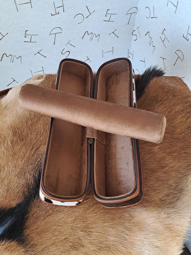 COWHIDE BRACELET JEWELRY CASE 1