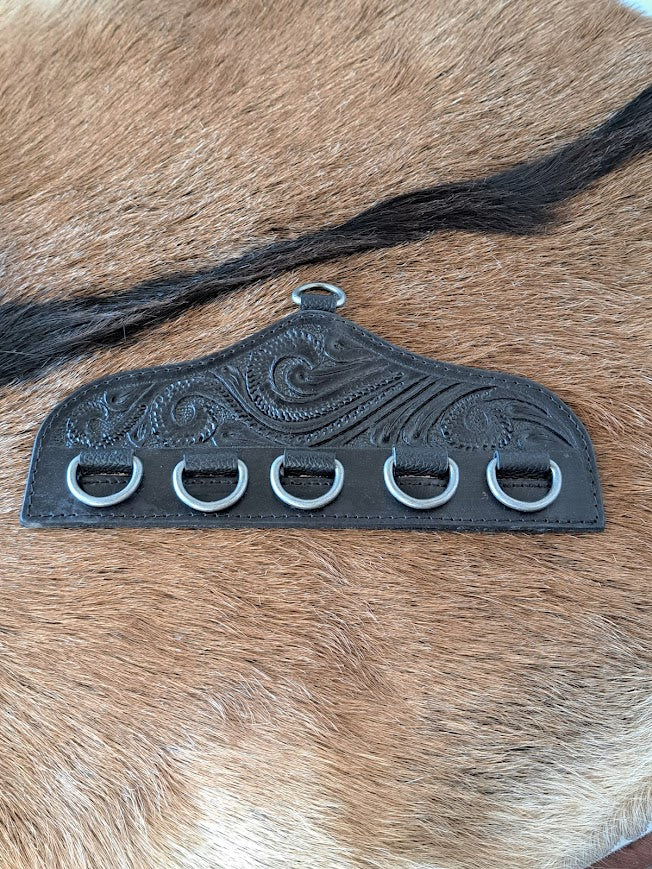 BLACK TOOLED WILD RAG HANGER