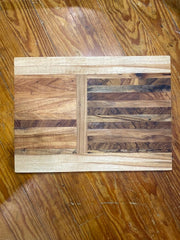 Medium CLASSIC CUTTING BOARD 2