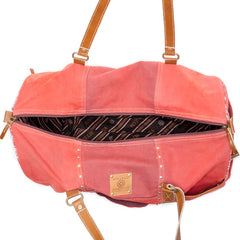 WILDBERRY VOYAGER TRAVELER BAG IN CRANBERRY SMOKE