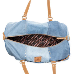 WILDBERRY VOYAGER TRAVELER BAG IN CRANBERRYDENIM