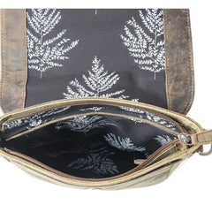 Myra- Mountain Heights Messenger Bag